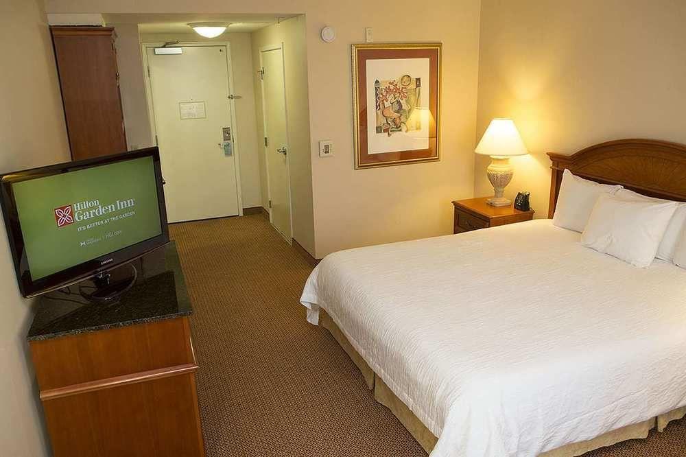 Hilton Garden Inn Oakland/San Leandro Ngoại thất bức ảnh