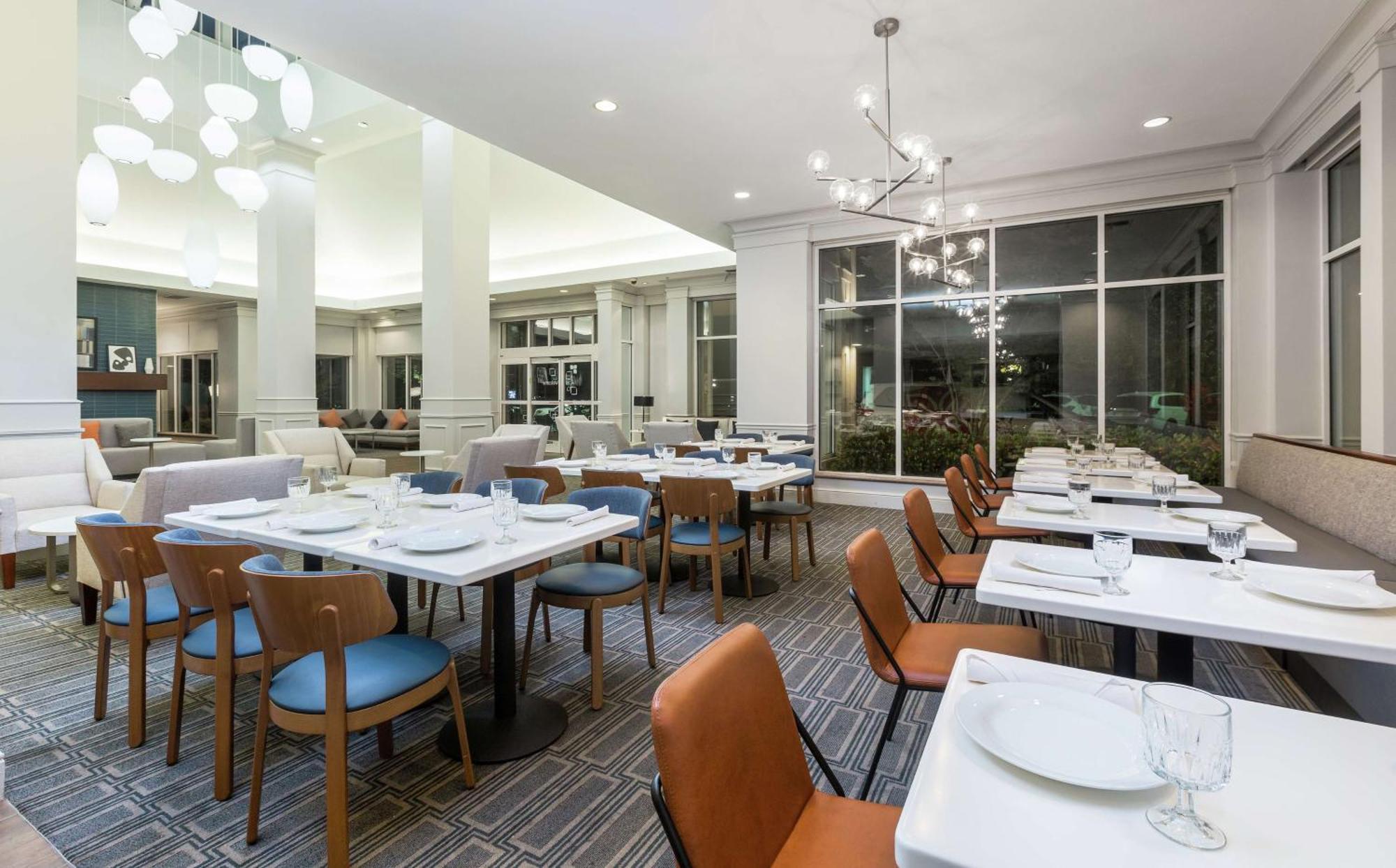 Hilton Garden Inn Oakland/San Leandro Ngoại thất bức ảnh